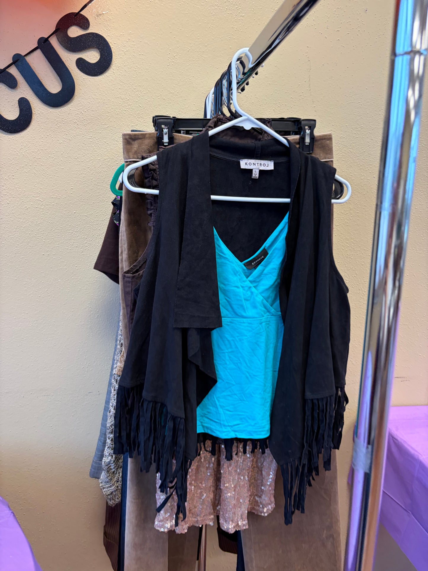 Express Turquoise Crossover Tank- M