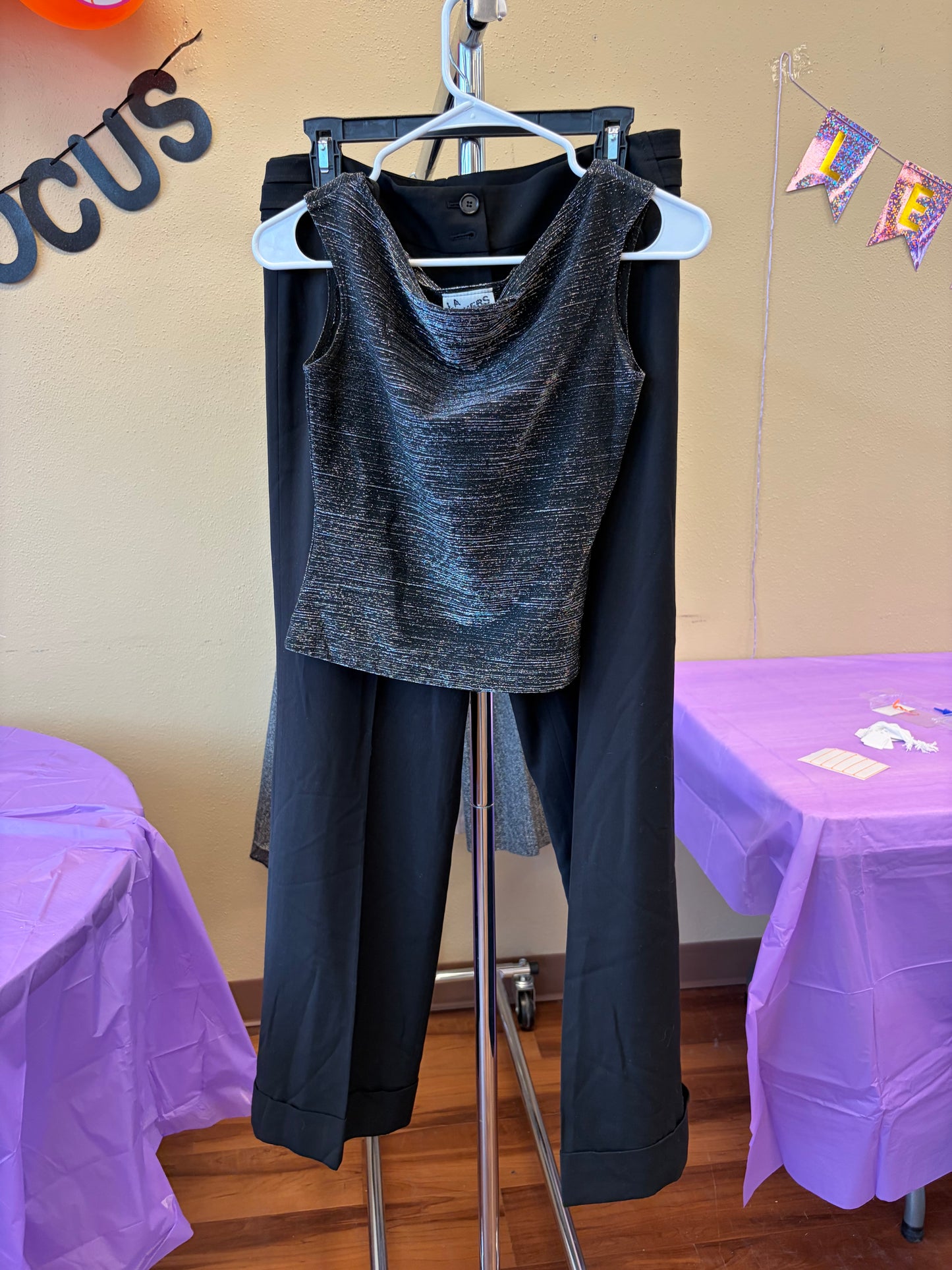 Black Shimmer Scoop Tank - S