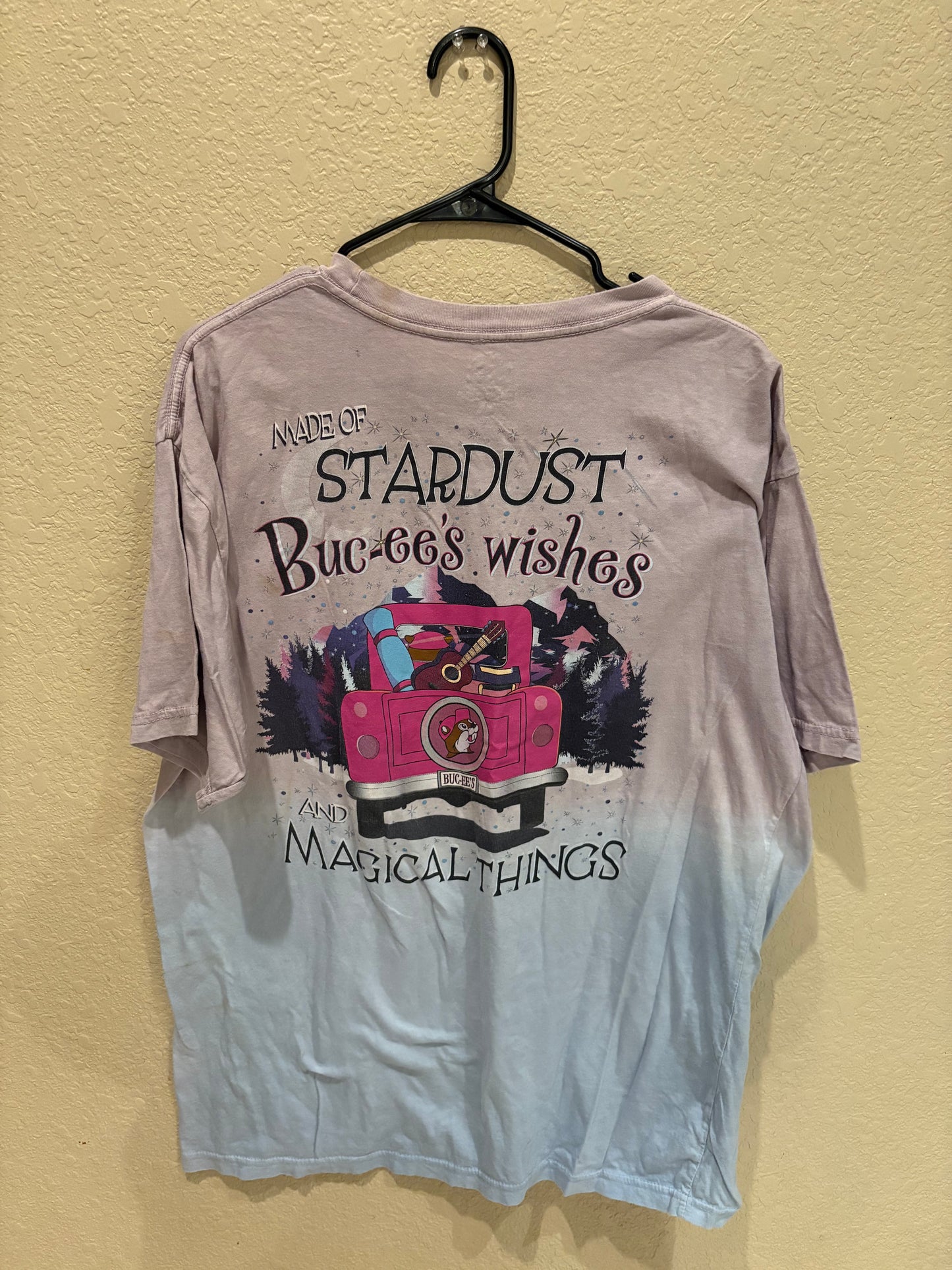 Buc-ee’s Stardust T-Shirt (XL)