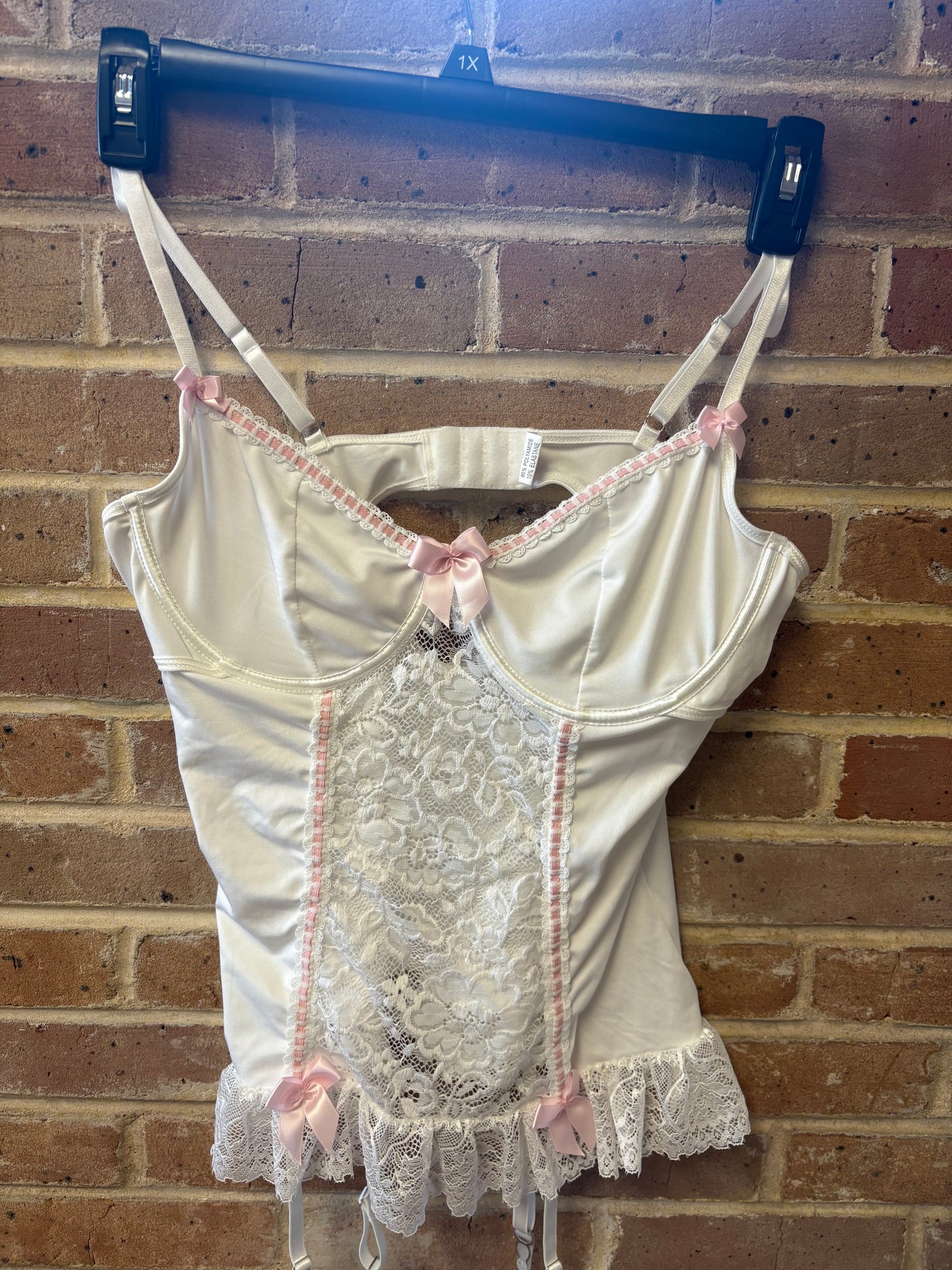 Valentine’s Day White & Pink Top XL