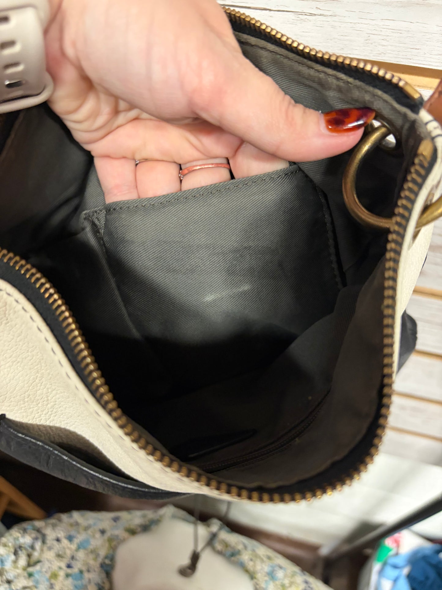 VINTAGE- Fossil Keely Bucket Crossbody Bag