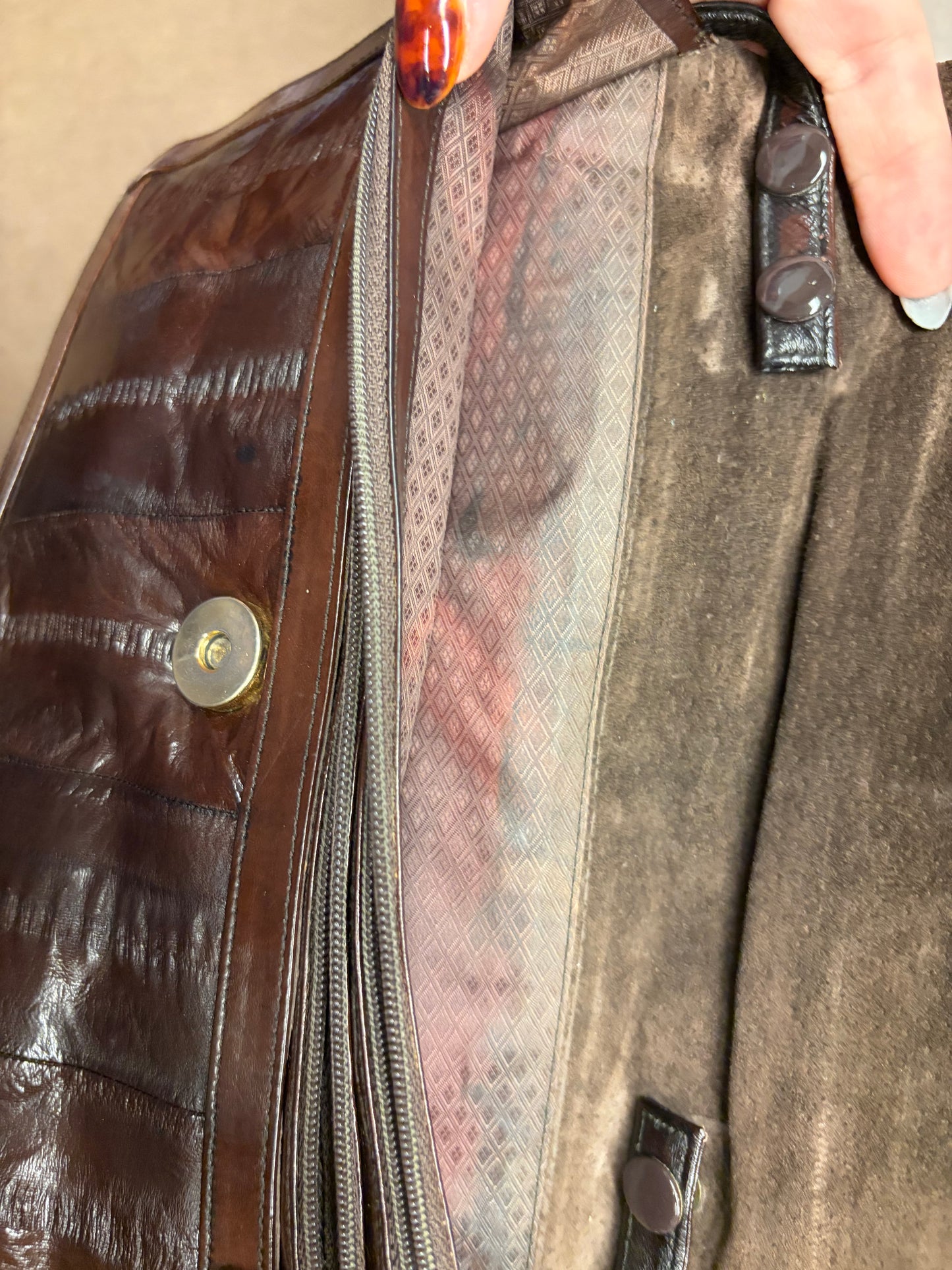 Vintage 70s EEL skin leather clutch with strap