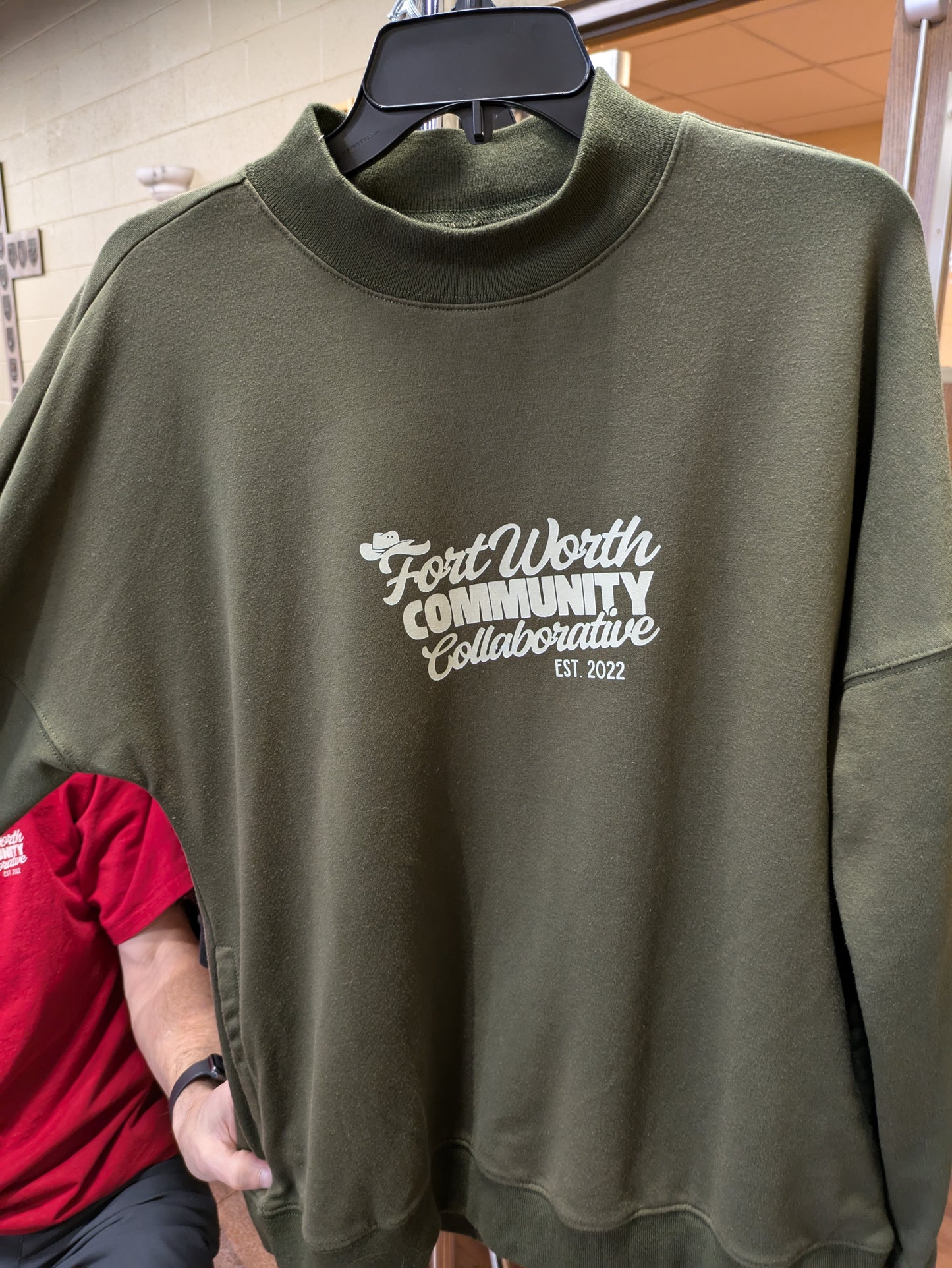 FWCC MERCH: Men's Green Sweatshirt Large