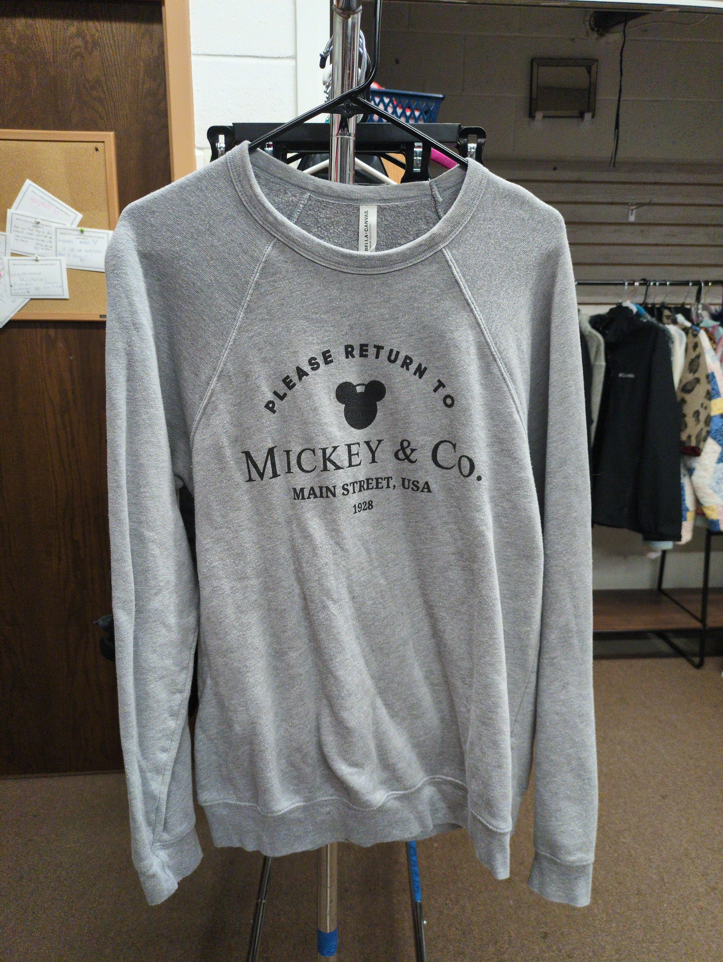 Mickey Sweatshirt Sz L