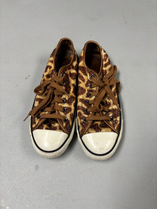 Converse Giraffe Sequin Low Top Shoes- W 6