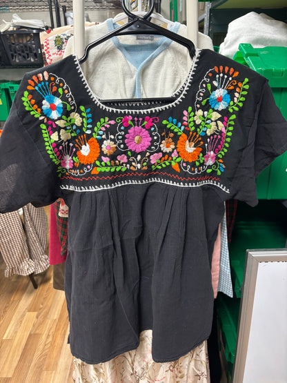 Embroidered Mexican Top-M