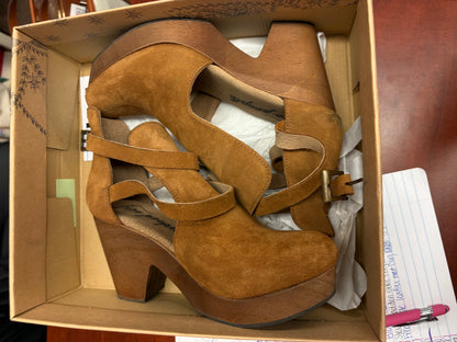 Free People Leather Clog- size 6.5