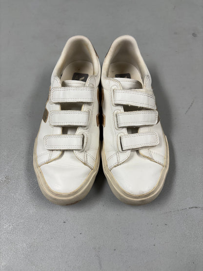 7/1/26 Veja Recife Low Top Sneakers- W 7