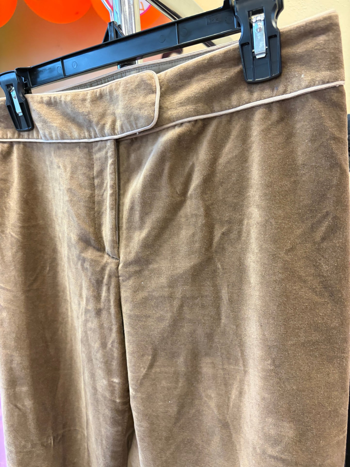 Ann Taylor brown suede pants- size 6