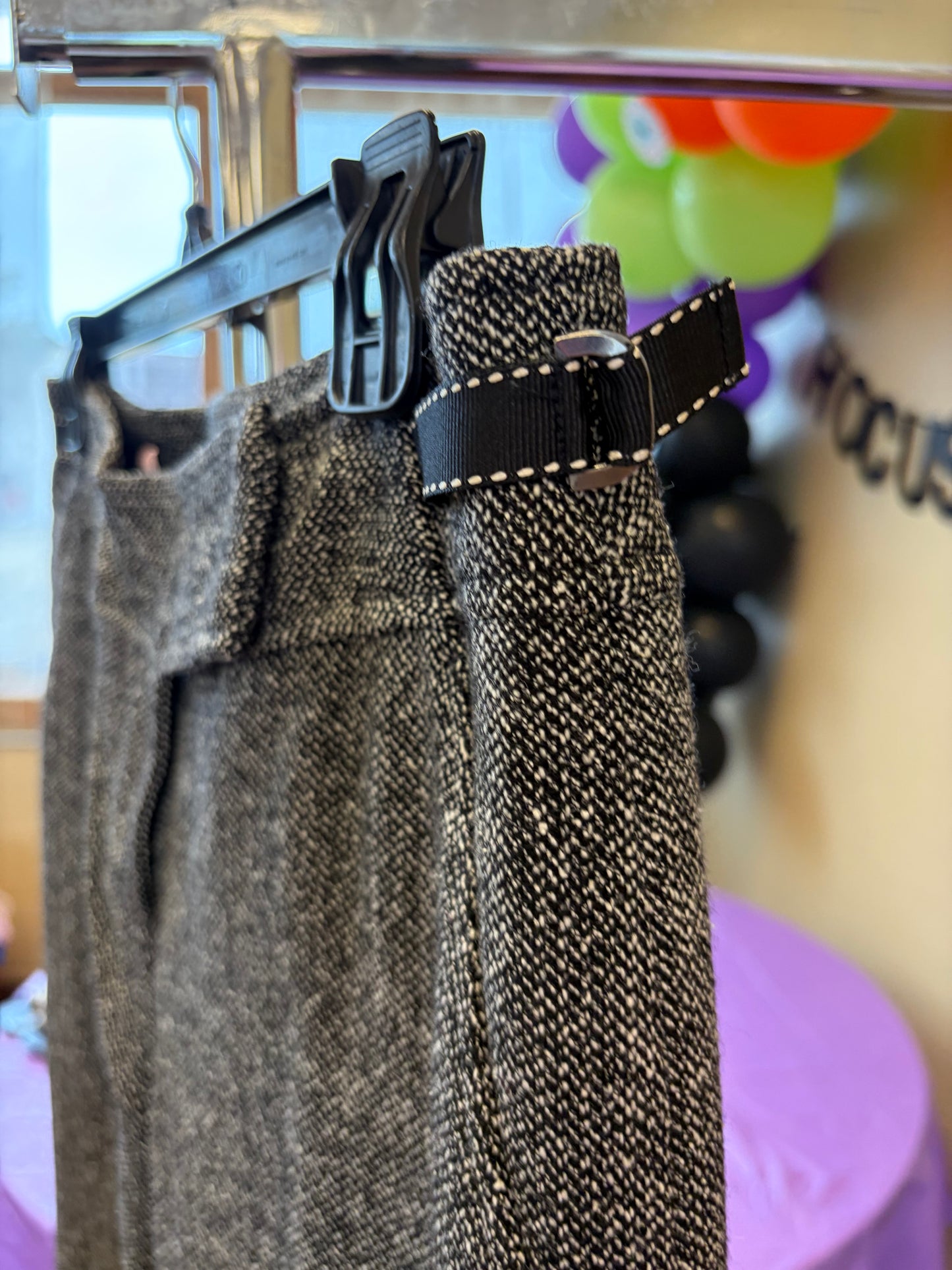 Ann Taylor Gray Dress Pants - Size 6