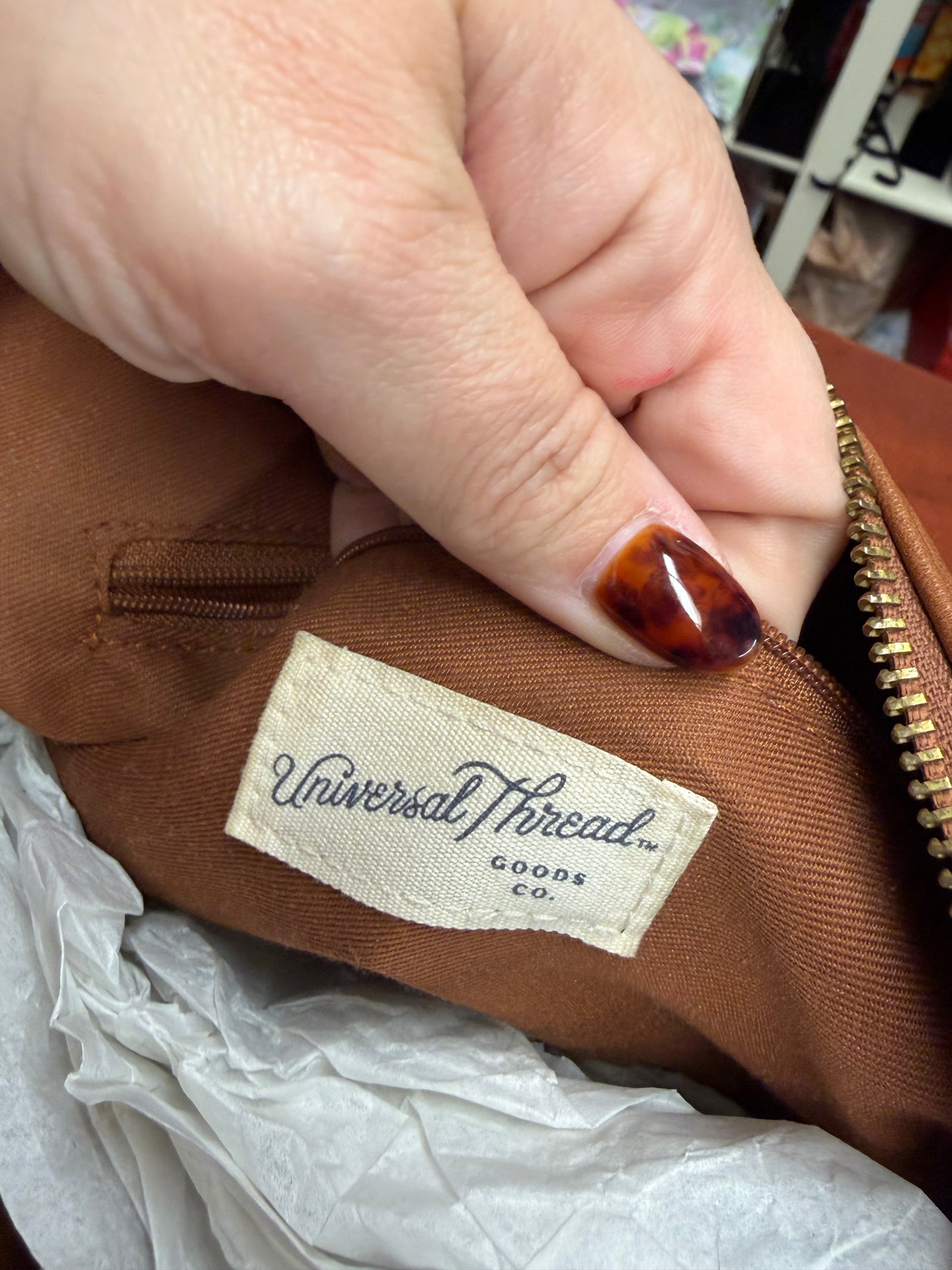 NWT- Universal Threads handbag