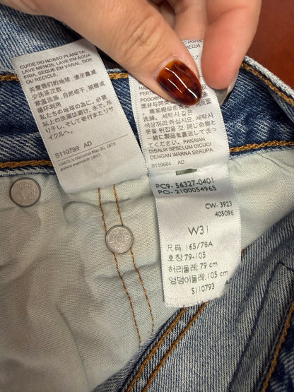 Levi 501 shorts- W31