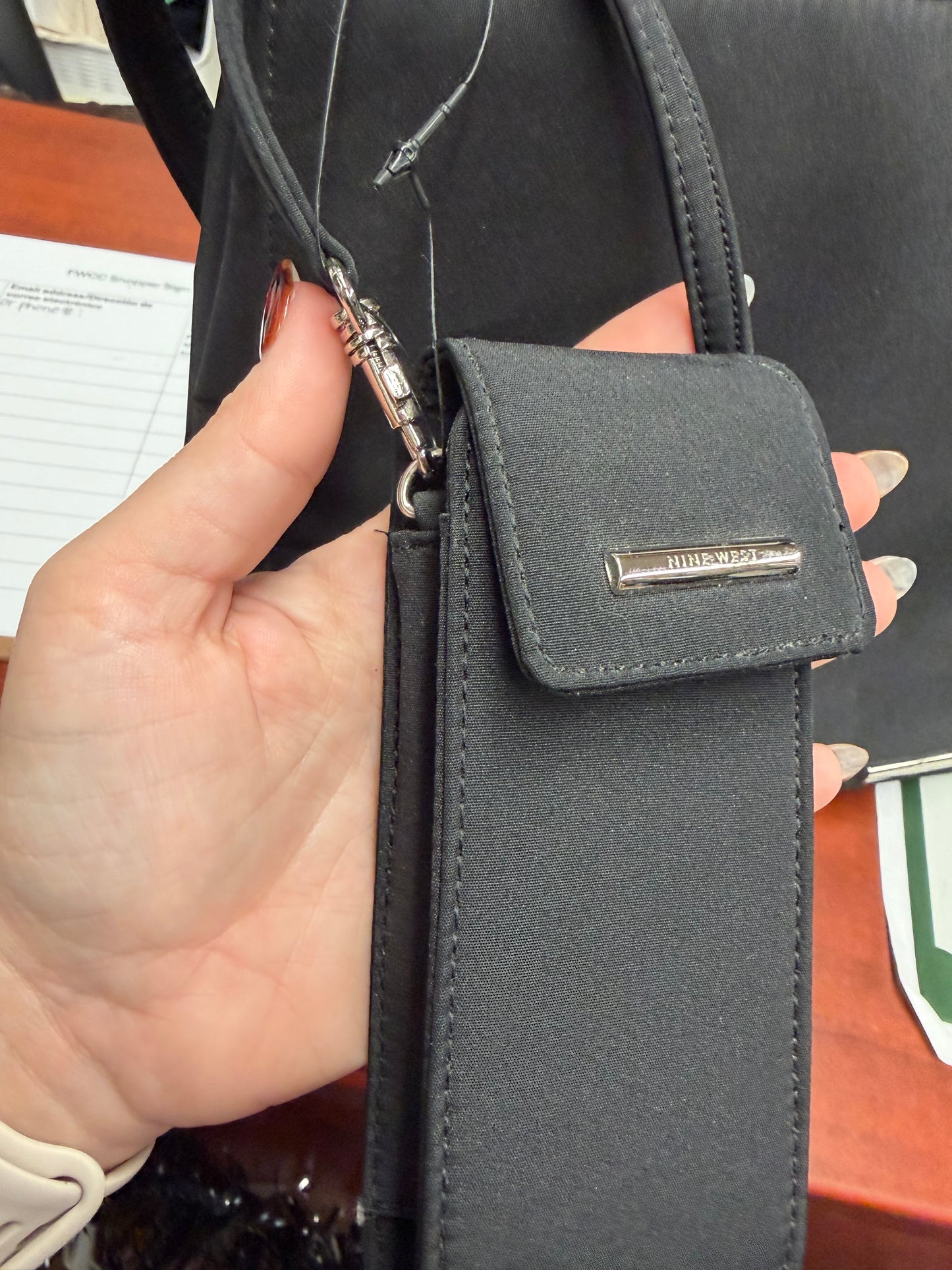 VINTAGE- Nine West handbag w/cellphone holder