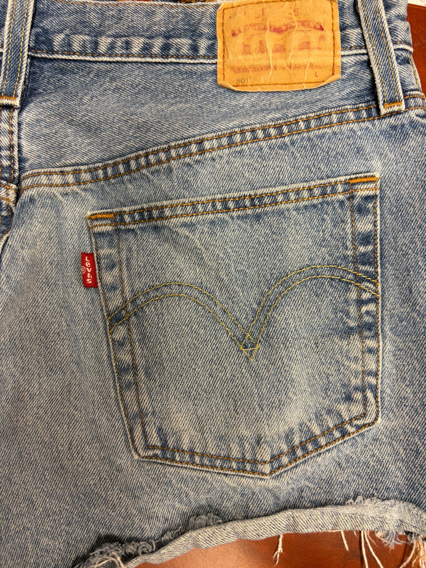 Levi 501 shorts- W31