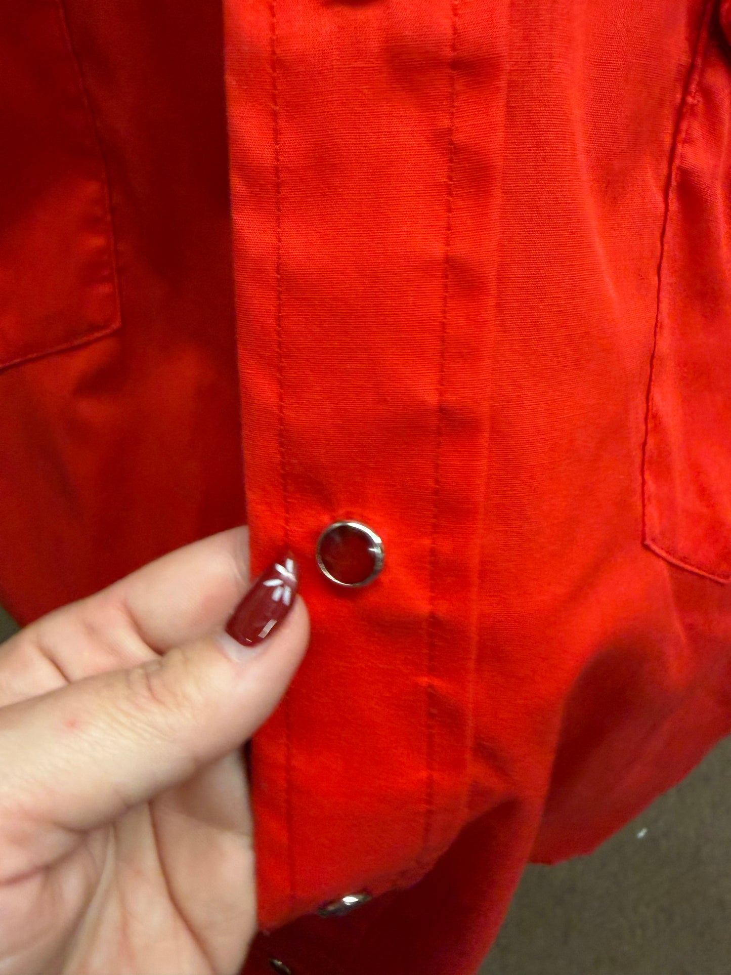 VINTAGE Wrangler longtail pearl snap shirt-L