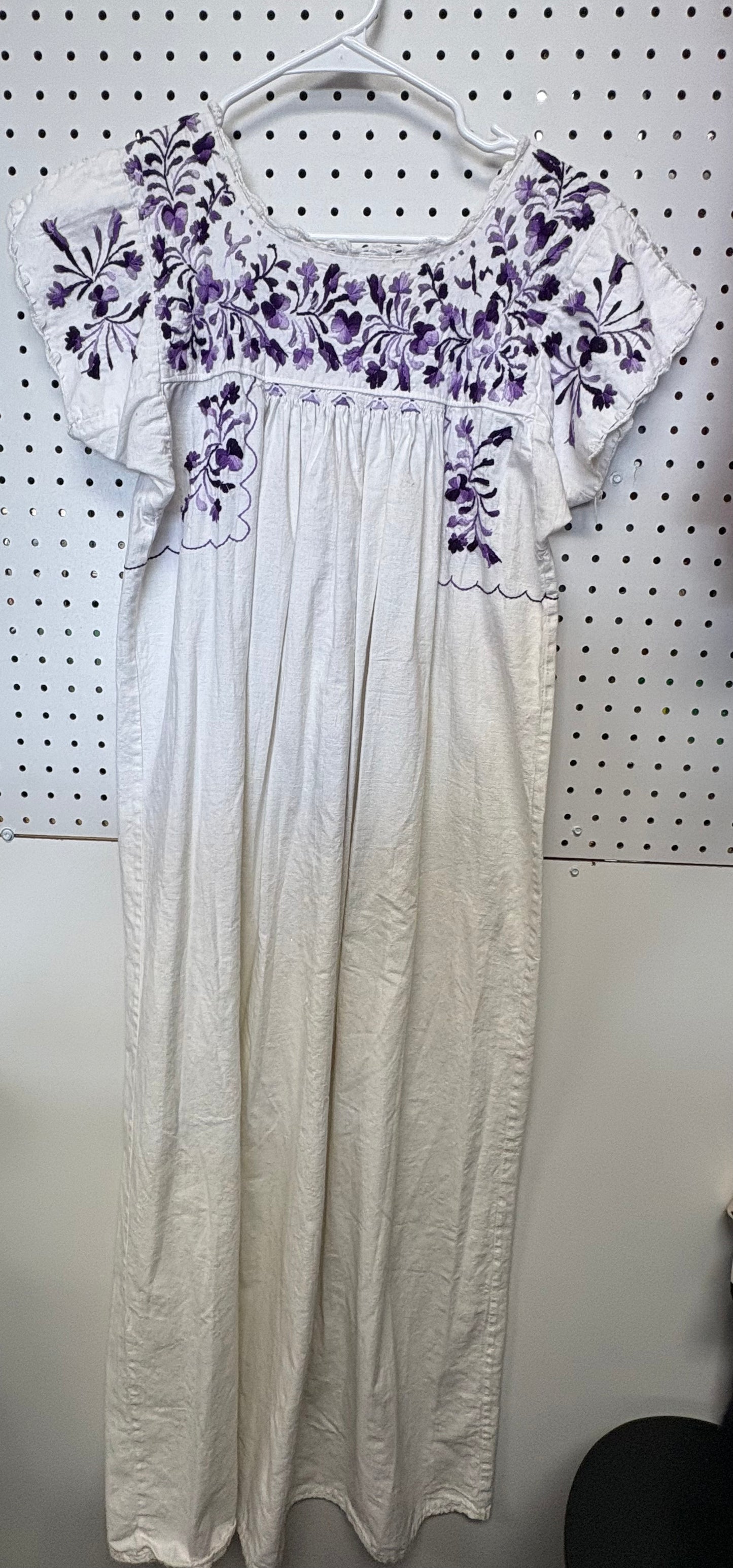 Embroidered Dress Sz M