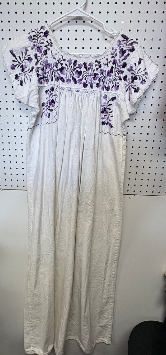 Embroidered Dress Sz M