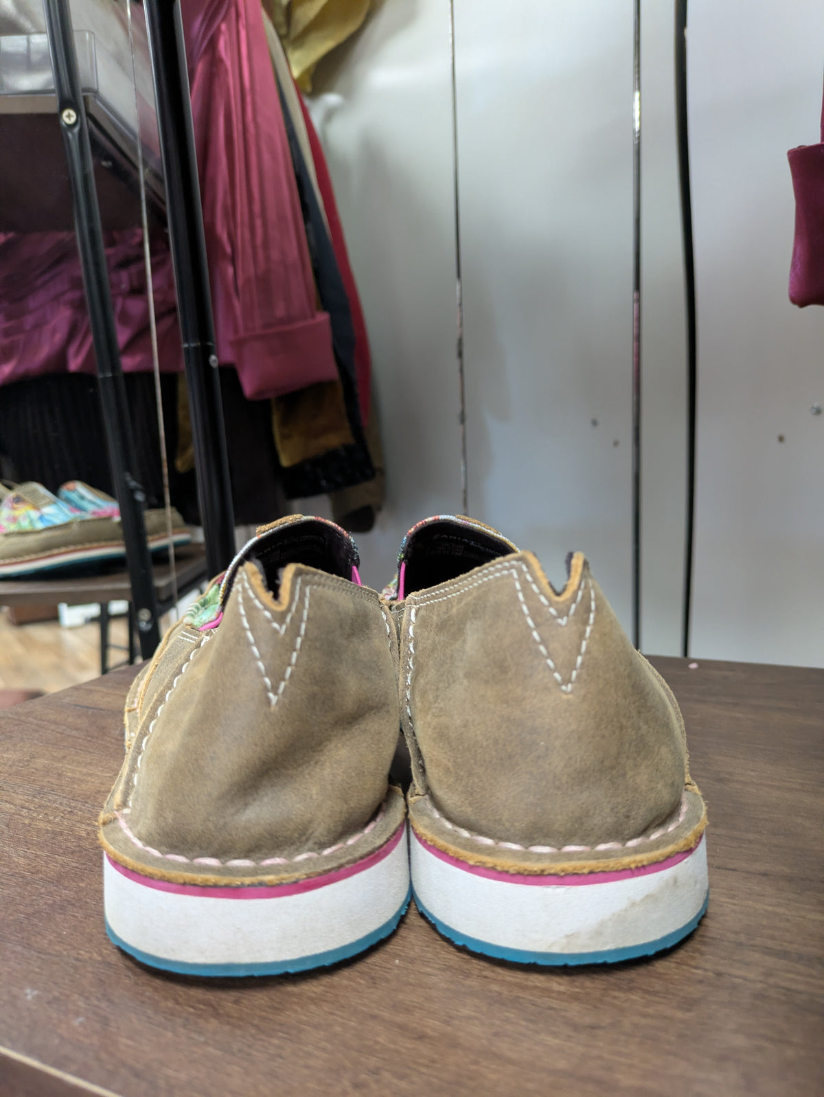 Ariat Cruiser- Cactus Flower