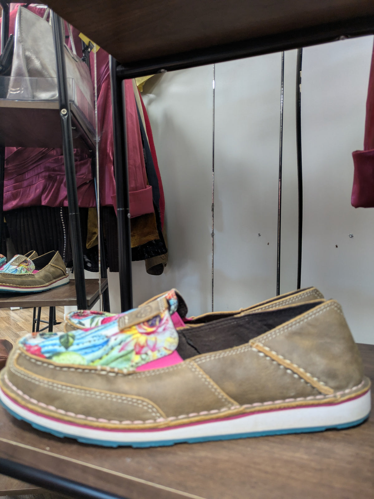 Ariat Cruiser- Cactus Flower