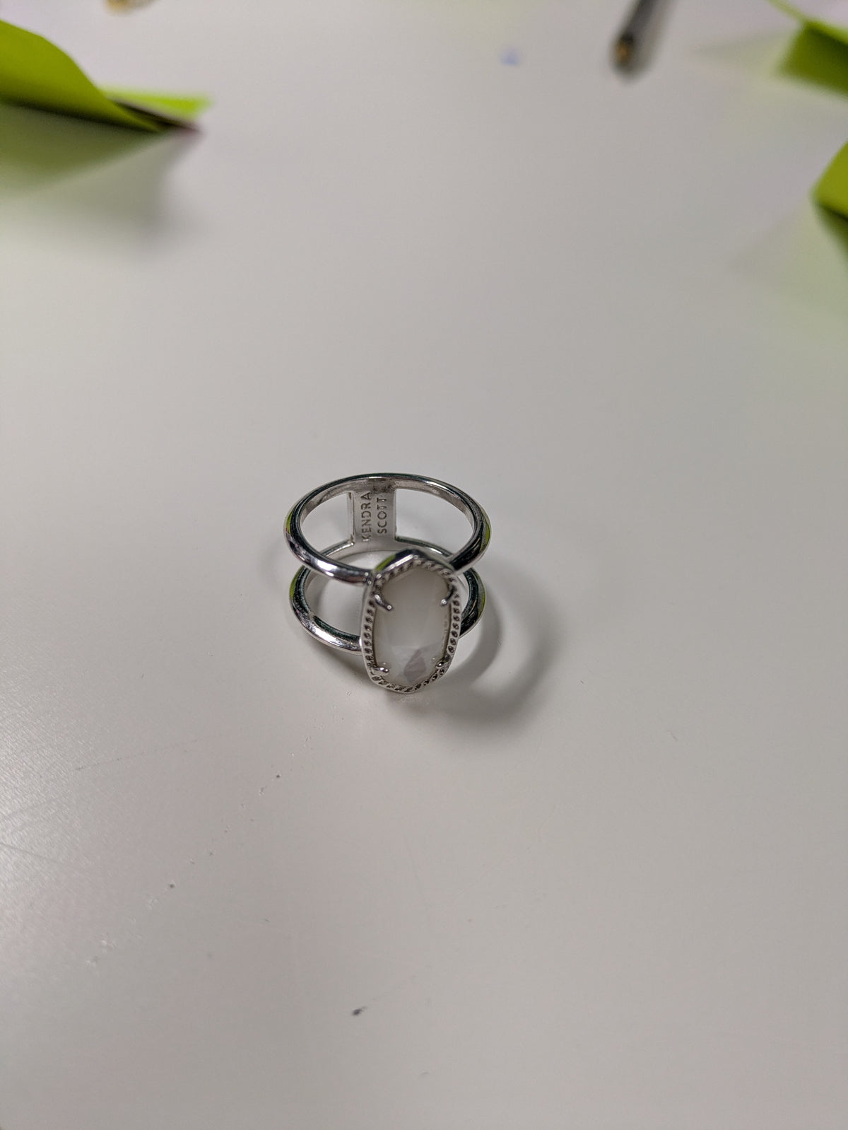 Kendra Scott double band ring in ivory- mother of pearl